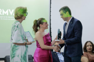 CRMV-GO entrega IV Prêmio Médico-Veterinário “Professor Jurij Sobestiansky” 